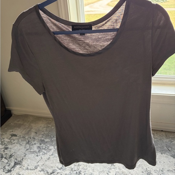 Banana Republic Short Sleeve Scoop Neck Tee - Taupe Gray - Picture 2 of 3